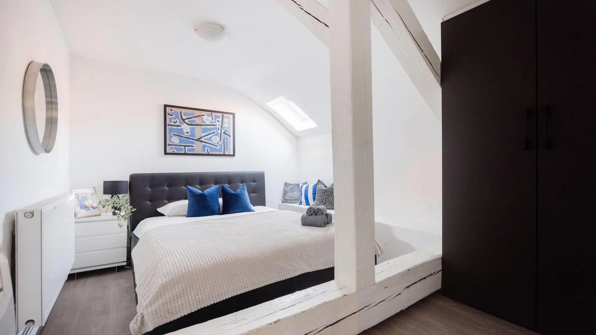 Hidden Gem Penthouse Sauna & Jacuzzi-Heart Of City Budapest