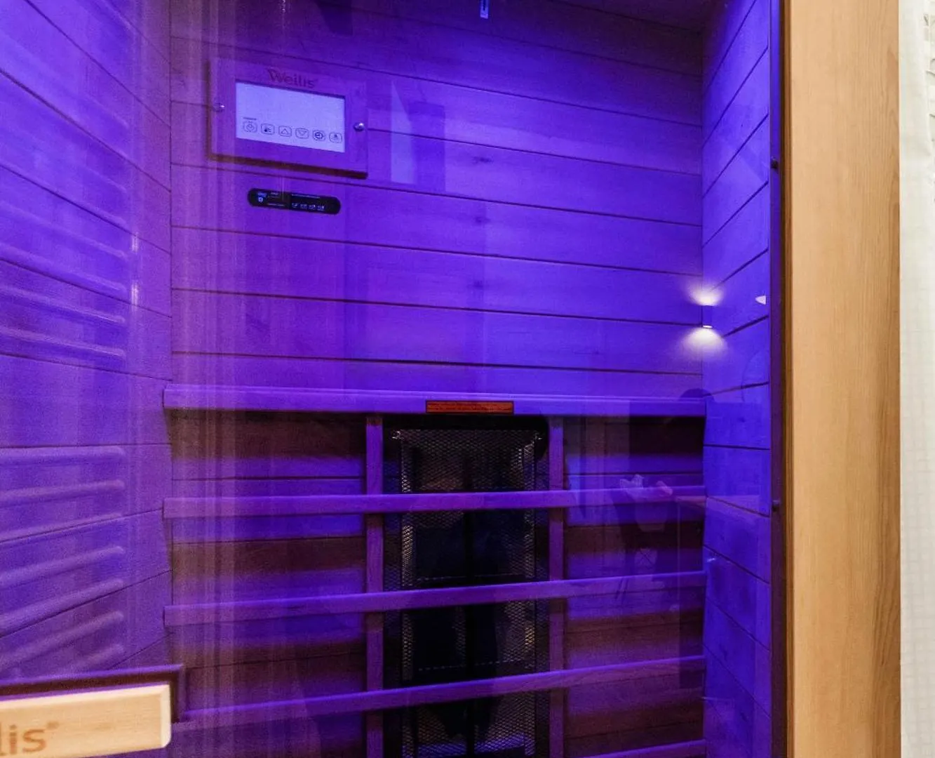 Apartment Hidden Gem Penthouse Sauna & Jacuzzi-Heart Of City Budapest Hungary